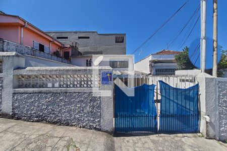 Casa à venda com 116m², 3 quartos e 2 vagasFachada
