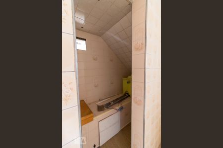 Casa à venda com 450m², 4 quartos e 8 vagasBanheiro quarto 3 suíte - sauna