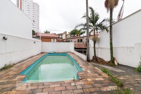 Casa à venda com 450m², 4 quartos e 8 vagasPiscina
