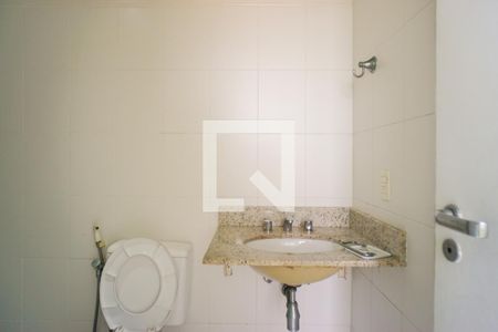 Apartamento para alugar com 153m², 3 quartos e sem vagaBanheiro Social 2