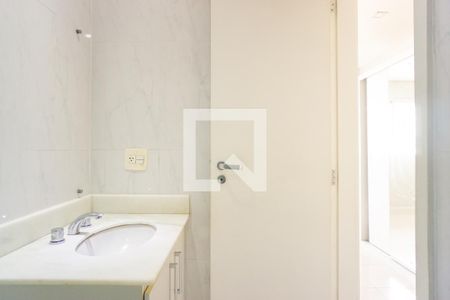 Apartamento para alugar com 153m², 3 quartos e sem vagaBanheiro da Suíte 1