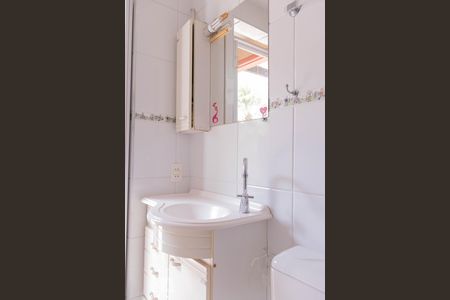 Casa para alugar com 200m², 3 quartos e 4 vagasBanheiro dos Fundos