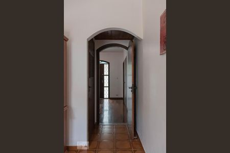 Corredor Sala de Jantar de casa para alugar com 3 quartos, 200m² em Planalto Paulista, São Paulo