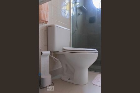 Casa para alugar com 200m², 3 quartos e 4 vagasBanheiro da Suíte - Quarto 3