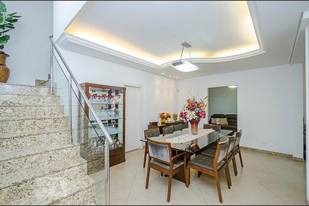 Sala de Jantar de casa para alugar com 4 quartos, 285m² em Santa Lúcia, Belo Horizonte