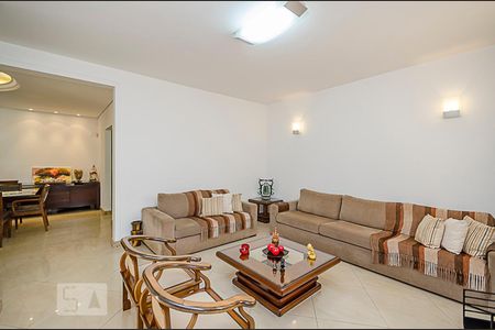 Sala de Estar de casa para alugar com 4 quartos, 285m² em Santa Lúcia, Belo Horizonte