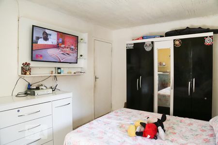 Casa à venda com 650m², 4 quartos e 7 vagas Casa à venda com 650m², 4 quartos e 7 vagasSuíte