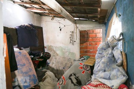 Casa à venda com 650m², 4 quartos e 7 vagas Casa à venda com 650m², 4 quartos e 7 vagasQuarto de Serviço