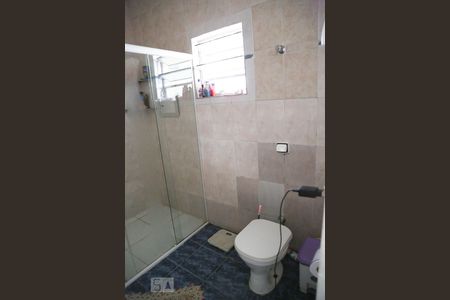 Casa à venda com 650m², 4 quartos e 7 vagas Casa à venda com 650m², 4 quartos e 7 vagasBanheiro da Suíte