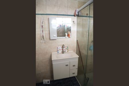 Casa à venda com 650m², 4 quartos e 7 vagas Casa à venda com 650m², 4 quartos e 7 vagasBanheiro da Suíte