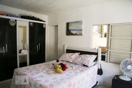 Casa à venda com 650m², 4 quartos e 7 vagas Casa à venda com 650m², 4 quartos e 7 vagasSuíte