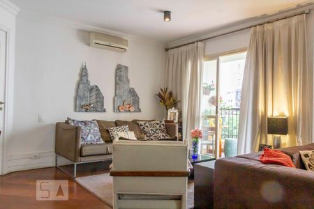 Sala de apartamento à venda com 3 quartos, 100m² em Vila Suzana, São Paulo