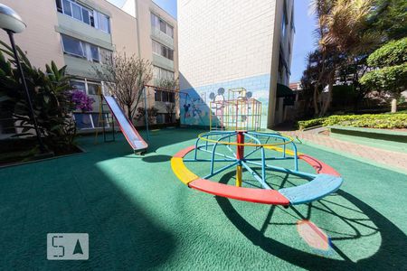 Apartamento à venda com 45m², 2 quartos e 1 vagaÁrea Comum - Playground