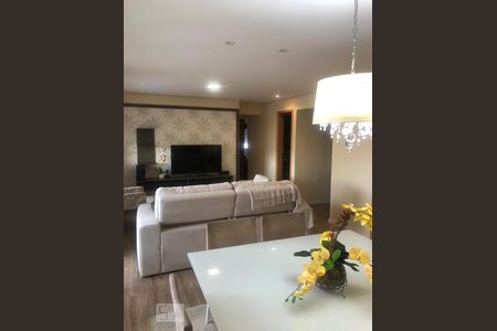 Apartamento para alugar com 113m², 3 quartos e 3 vagasSala