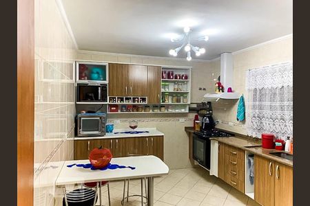 Casa à venda com 180m², 3 quartos e 3 vagasCozinha