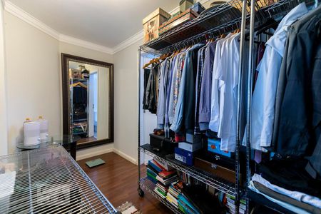 Apartamento à venda com 136m², 2 quartos e 2 vagasCloset da suíte 2