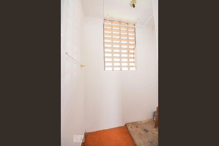 Lavanderia  de apartamento para alugar com 1 quarto, 35m² em Jardim Itu Sabará, Porto Alegre
