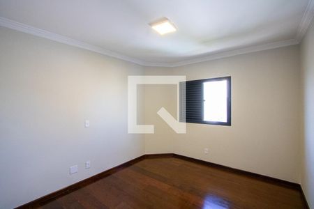 Apartamento para alugar com 263m², 3 quartos e 1 vagaQuarto 3