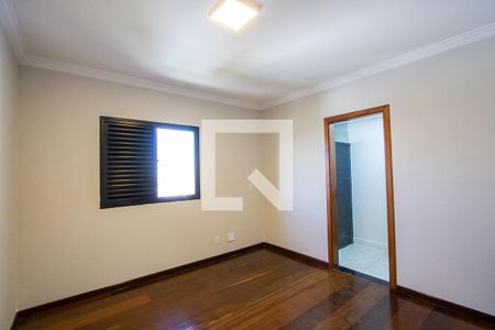 Apartamento para alugar com 263m², 3 quartos e 1 vagaQuarto 2