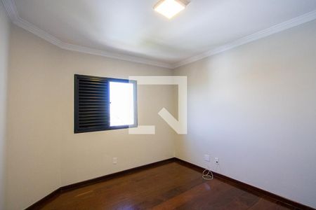 Apartamento para alugar com 263m², 3 quartos e 1 vagaQuarto 3