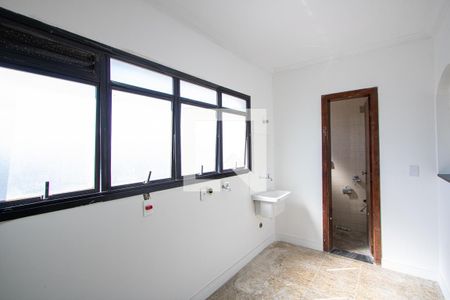 Apartamento para alugar com 263m², 3 quartos e 1 vagaÁrea de serviço