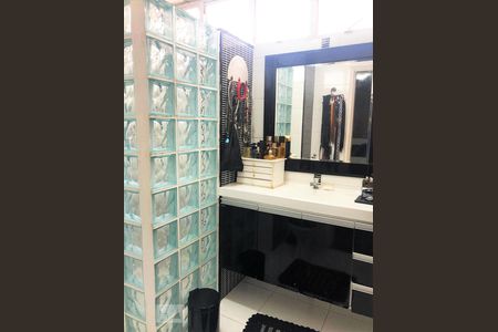 Banheiro 2 de apartamento à venda com 3 quartos, 103m² em Saúde, São Paulo