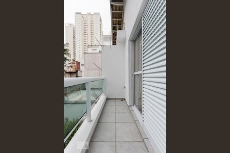 Casa à venda com 150m², 3 quartos e 4 vagas2o. Andar - Suíte 3 - Varanda