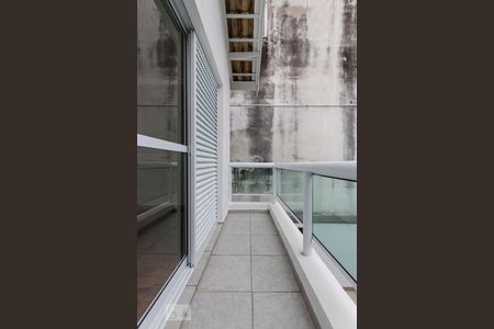 Casa à venda com 150m², 3 quartos e 4 vagas2o. Andar - Suíte 3 - Varanda