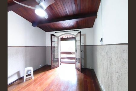Quarto 1 de casa para alugar com 3 quartos, 183m² em Jardim da Glória, São Paulo