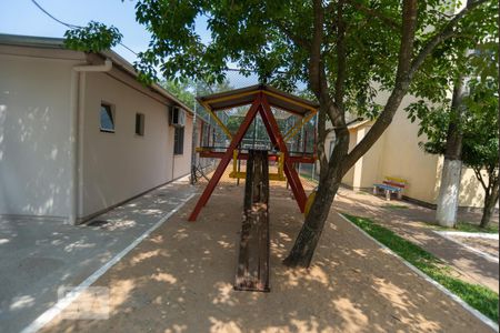 Apartamento para alugar com 40m², 2 quartos e 1 vaga Apartamento para alugar com 40m², 2 quartos e 1 vagaÁrea Comum - Playground