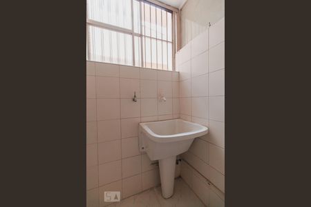 Apartamento para alugar com 67m², 3 quartos e 1 vagaÁrea de serviço