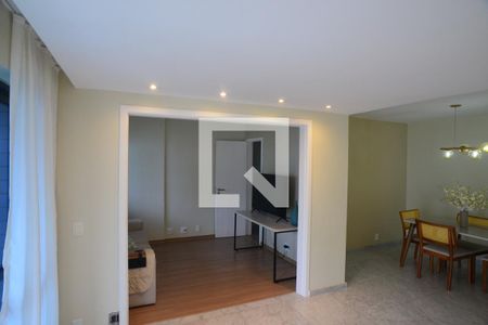 Sala de apartamento à venda com 4 quartos, 143m² em Barra da Tijuca, Rio de Janeiro