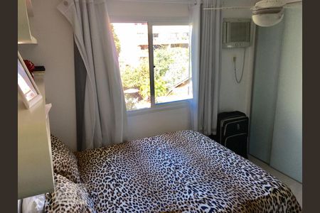 Quarto de apartamento para alugar com 4 quartos, 104m² em Recreio dos Bandeirantes, Rio de Janeiro
