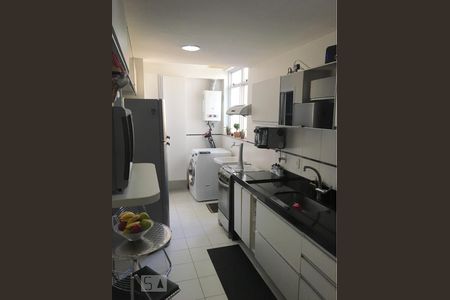 Apartamento para alugar com 104m², 4 quartos e 2 vagasCozinha