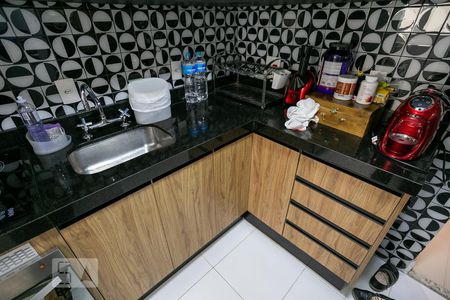 Apartamento à venda com 56m², 2 quartos e 1 vaga Apartamento à venda com 56m², 2 quartos e 1 vagaCozinha - Armários