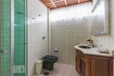 Banheiro de apartamento para alugar com 2 quartos, 65m² em Santa Teresinha, São Paulo