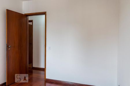 Apartamento à venda com 124m², 4 quartos e 2 vagasQuarto 3