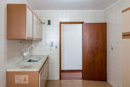 Apartamento à venda com 124m², 4 quartos e 2 vagasCozinha