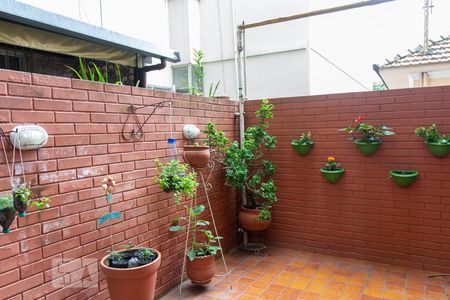 Apartamento à venda com 100m², 2 quartos e 1 vagaVaranda