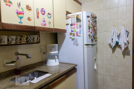 Apartamento à venda com 100m², 2 quartos e 1 vagaCozinha
