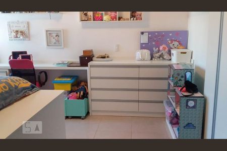 Apartamento à venda com 190m², 3 quartos e 2 vagasQuarto 1