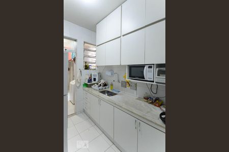 Apartamento para alugar com 80m², 3 quartos e sem vagaCozinha