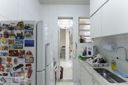 Apartamento para alugar com 80m², 3 quartos e sem vagaCozinha 