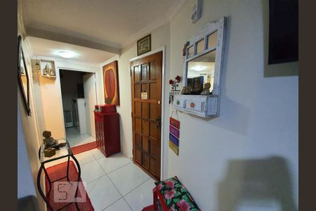 Entrada Social de apartamento à venda com 2 quartos, 49m² em Vila Ester (zona Norte), São Paulo