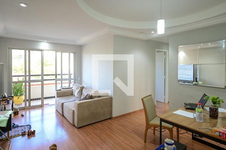 Sala  de apartamento à venda com 3 quartos, 86m² em Vila Gumercindo, São Paulo