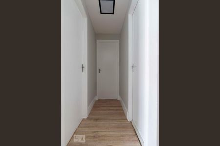 Corredor de apartamento à venda com 2 quartos, 45m² em Jardim São Francisco (zona Leste), São Paulo