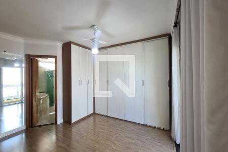 Suíte  de casa para alugar com 3 quartos, 390m² em Parque São Lucas, São Paulo