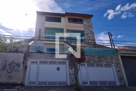 Casa para alugar com 390m², 3 quartos e 4 vagas Casa para alugar com 390m², 3 quartos e 4 vagasFachada