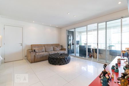 Apartamento à venda com 140m², 3 quartos e 2 vagasSala