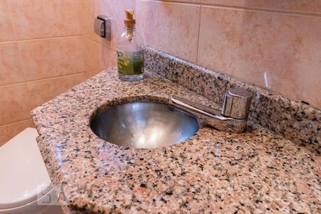 Detalhe do Lavabo de casa à venda com 3 quartos, 125m² em Vila Pouso Alegre, Barueri